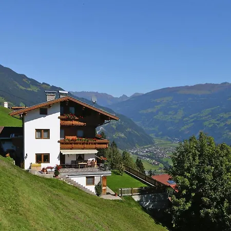 Apartment In Hippach Im Zillertal In The Mountains Muhlen  Zewnętrze zdjęcie