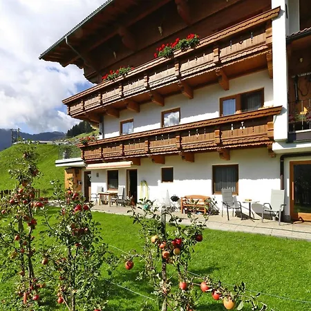 Apartment In Hippach Im Zillertal In The Mountains Muhlen  Zewnętrze zdjęcie
