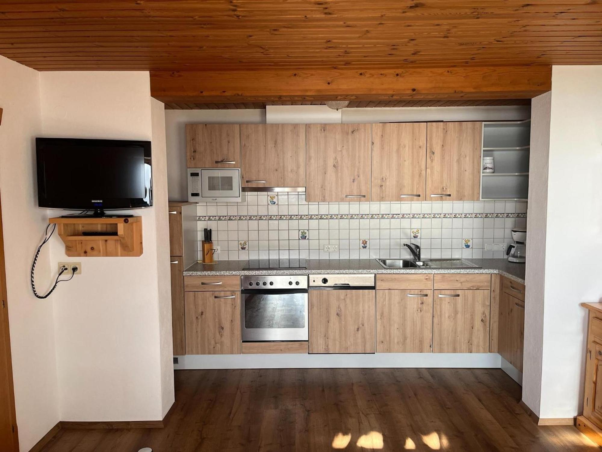 In Hippach Im Zillertal With A View Apartment