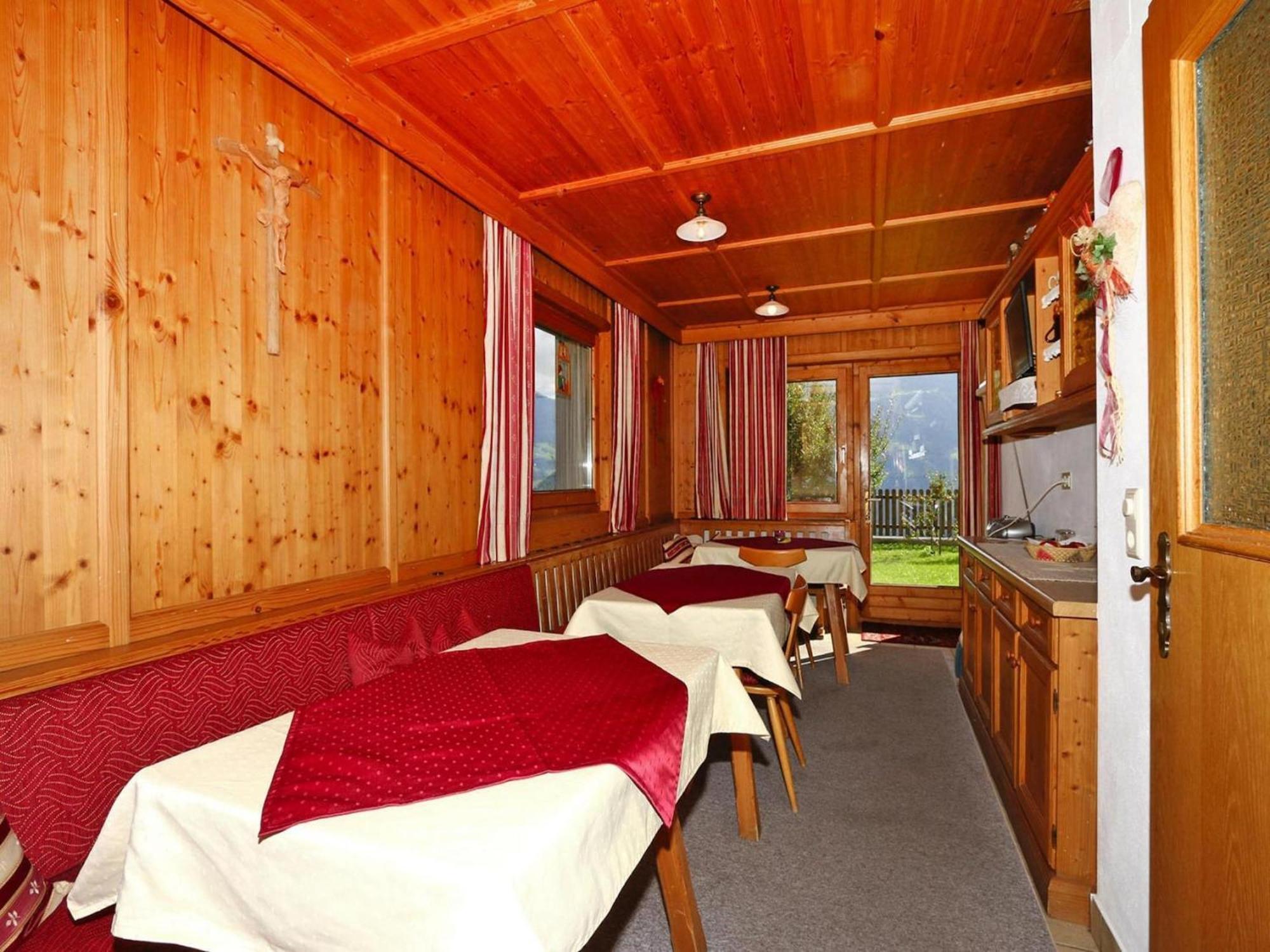 Apartmán In Hippach Im Zillertal In The Mountains Muhlen (Tyrol)